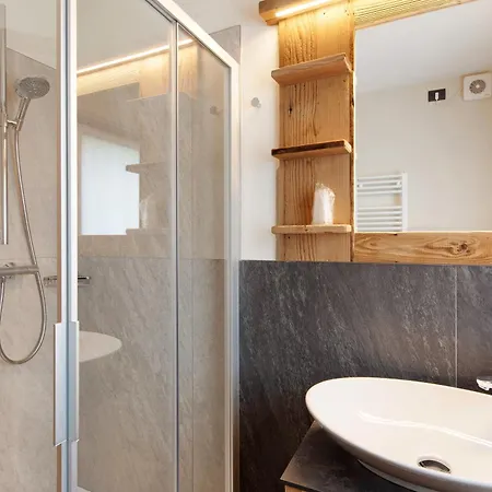Leur Gusja Golp Quadrilocale Apartment *