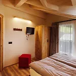 Apartment Leur Gusja Golp Quadrilocale