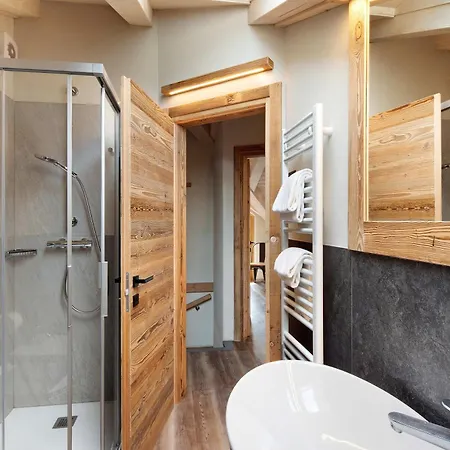 Apartament Leur Gusja Golp Quadrilocale Livigno